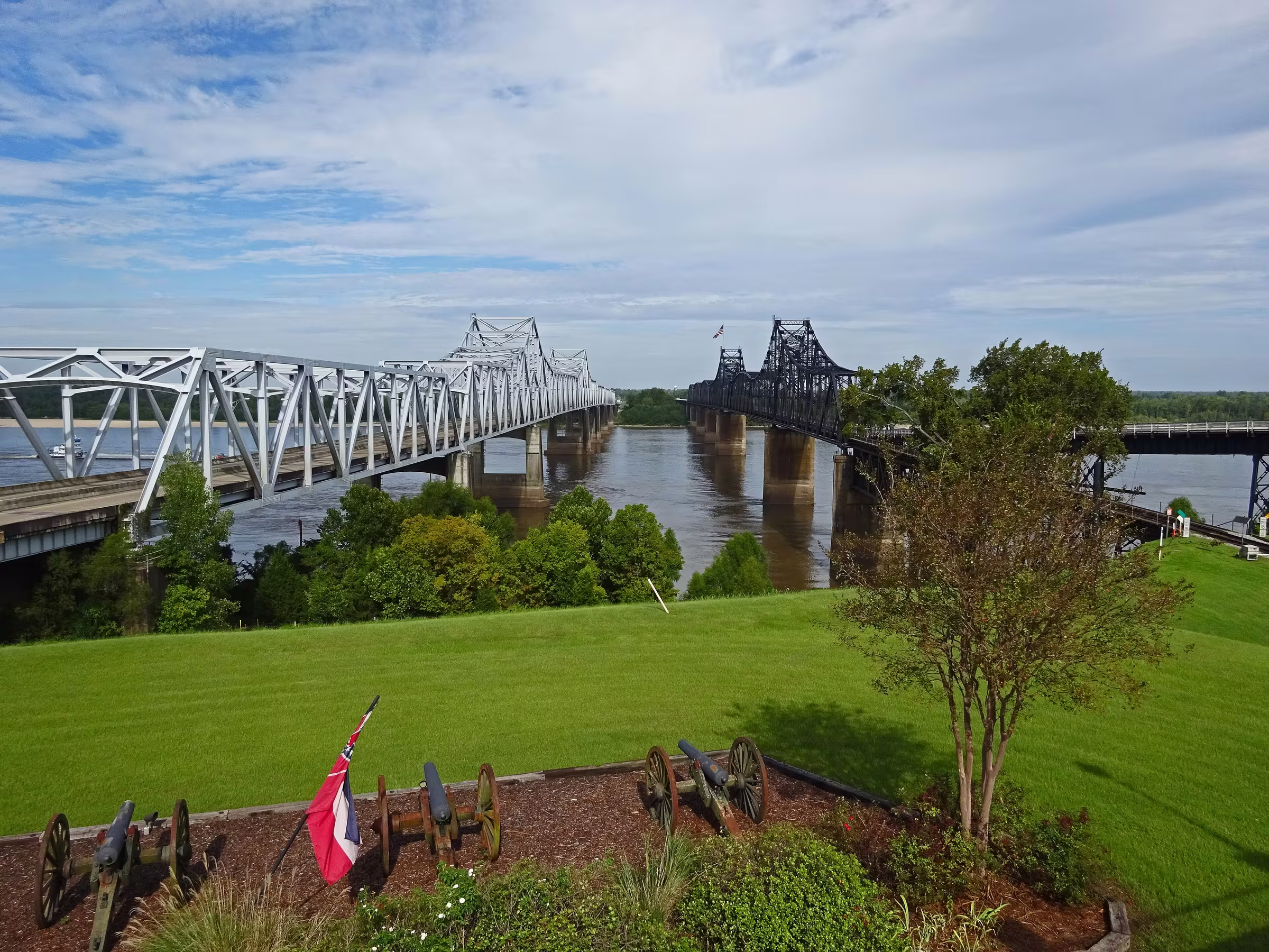 Bridges over the Mississippi River at Vicksburg